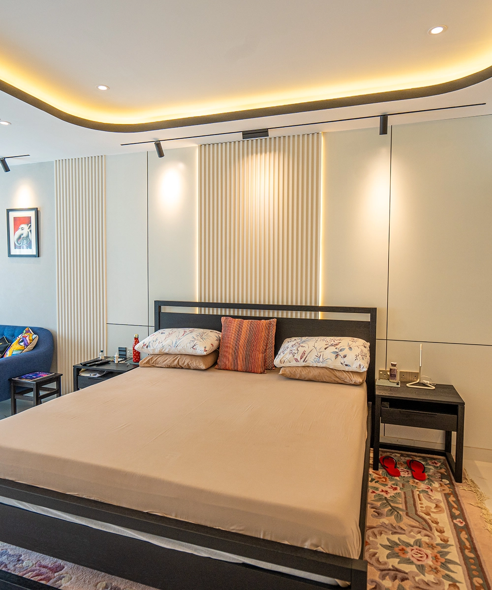 360-degree view of bedroom with minimal design